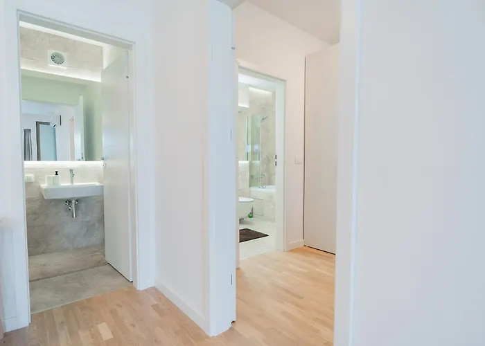 Lagoon Park With View * Bucureşti