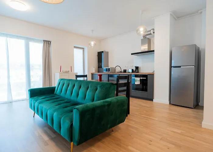 Lagoon Park With View Apartament *