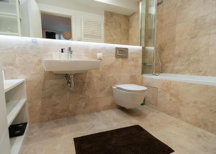 Lagoon Park With View *