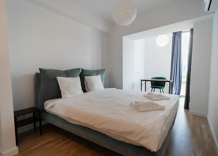 Lagoon Park With View