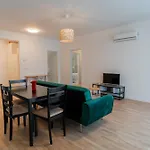 Lagoon Park With View Appartamento