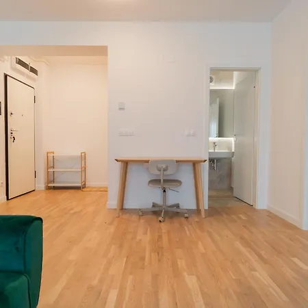 아파트 Lagoon Park With View 부쿠레슈티