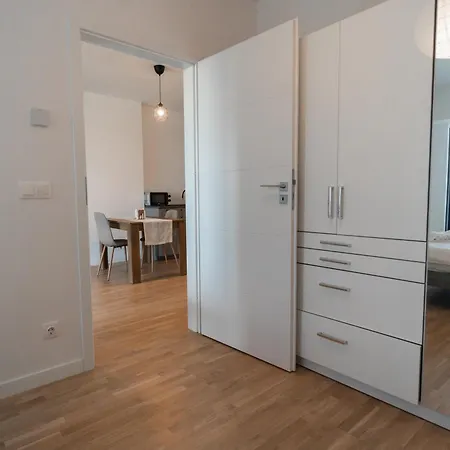 Lagoon Park With View Apartment *