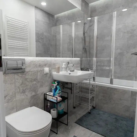 Lagoon Park With View Apartment *