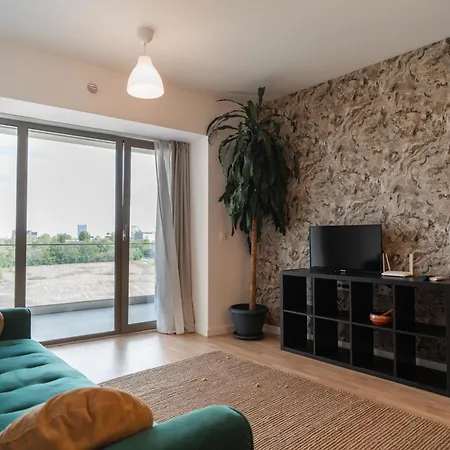 Lagoon Park With View *