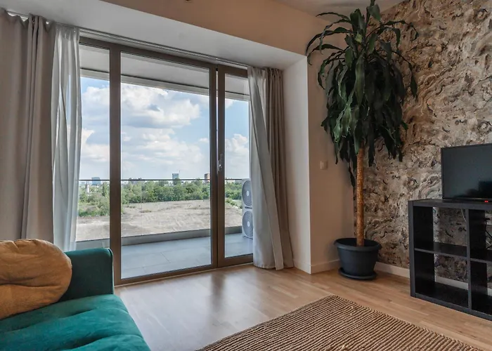 Lagoon Park With View * Bucharest