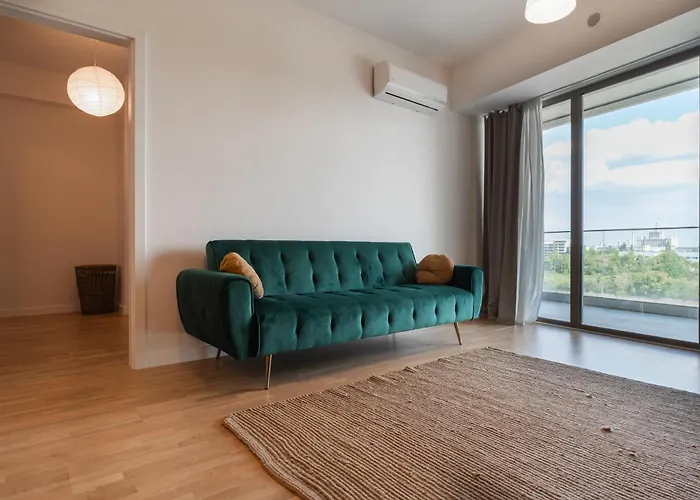 Lagoon Park With View Bucharest