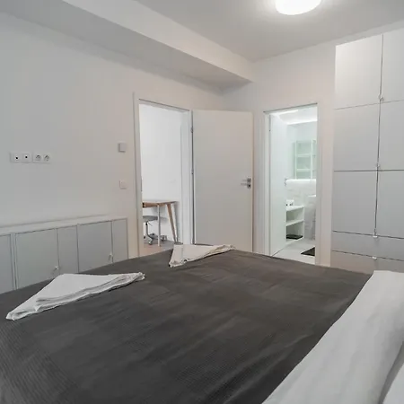 Lagoon Park With View Appartement *