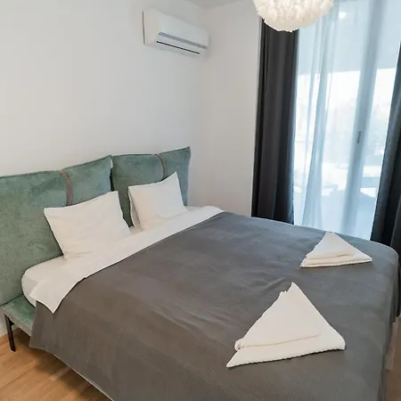 Lagoon Park With View Appartement *